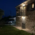 Messinian Stone House * Messíni