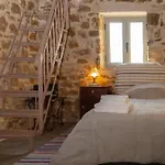 Messinian Stone House Hébergement de vacances *