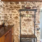 Messinian Stone House Hébergement de vacances *