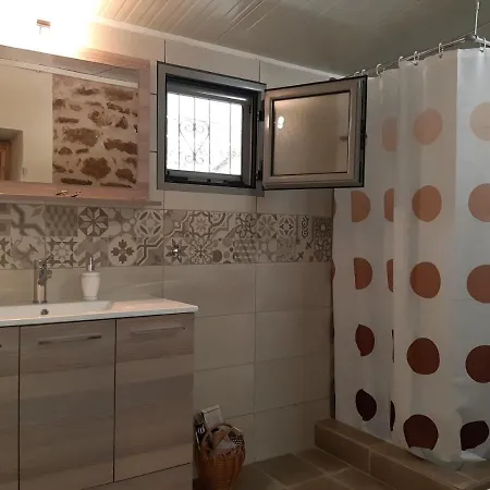 Messinian Stone House Messíni