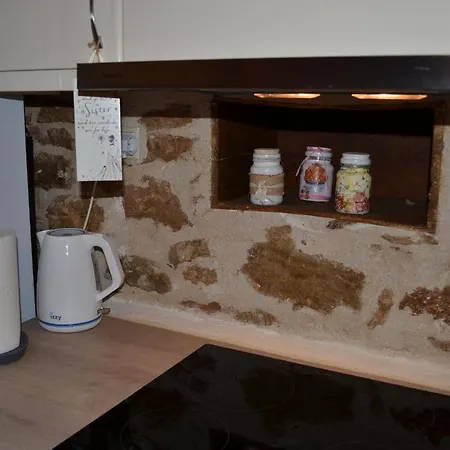 Messinian Stone House Сasa de vacaciones