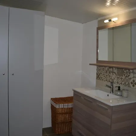 Messinian Stone House Сasa de vacaciones