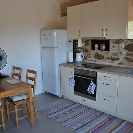 Messinian Stone House 度假居