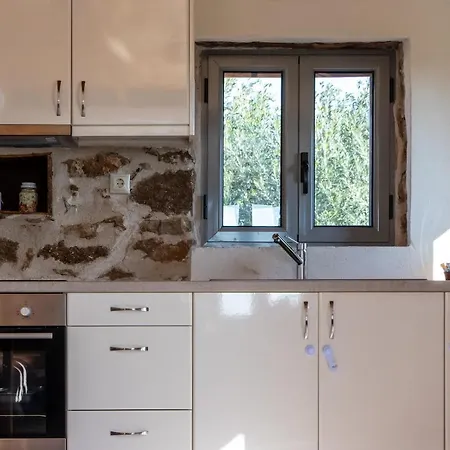 Сasa de vacaciones Messinian Stone House *