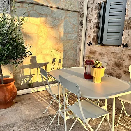 Messinian Stone House Сasa de vacaciones Messíni