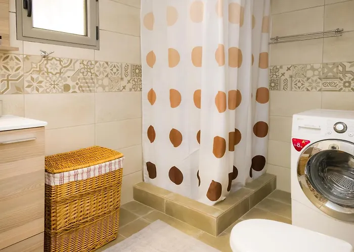 Messinian Stone House Messíni