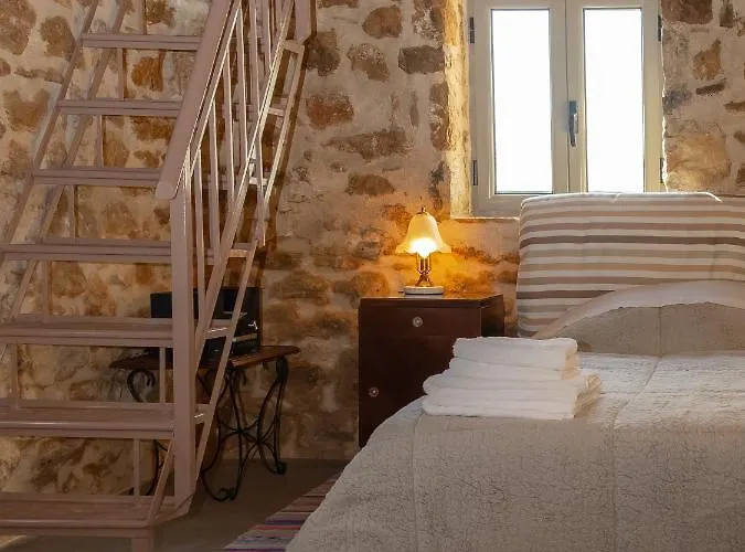 Messinian Stone House Semesterbostad *