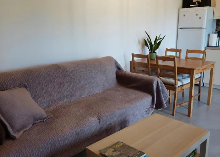 Messinian Stone House Semesterbostad Messíni